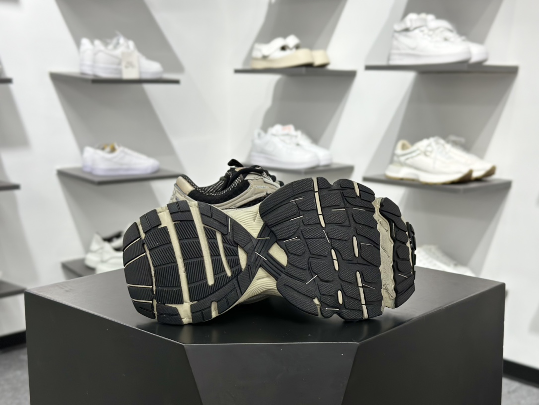 Balenciaga Stapler Low Sneaker 订书机 巴黎世家全新十四代半潮流跑鞋 803682 W3ST4 0510
