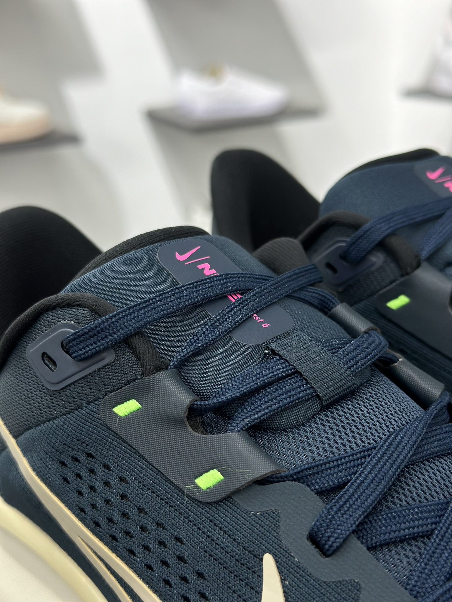 Nike Quest 6极速6代 网面透气 时尚休闲跑步鞋 FD6033