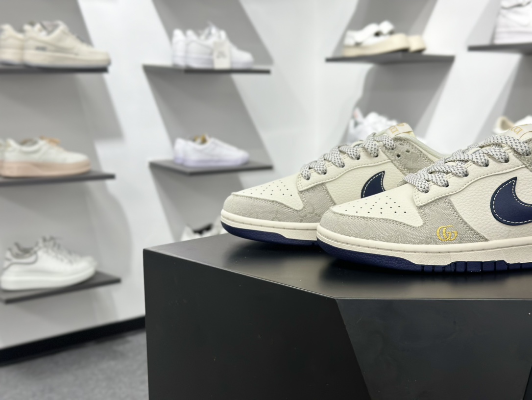 Nike SB Dunk Low x GUCCI 白黄蓝满天星 FC1688-225