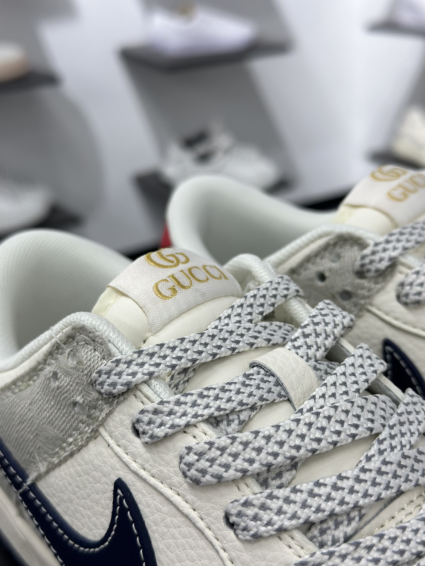 Nike SB Dunk Low x GUCCI 白黄蓝满天星 FC1688-225