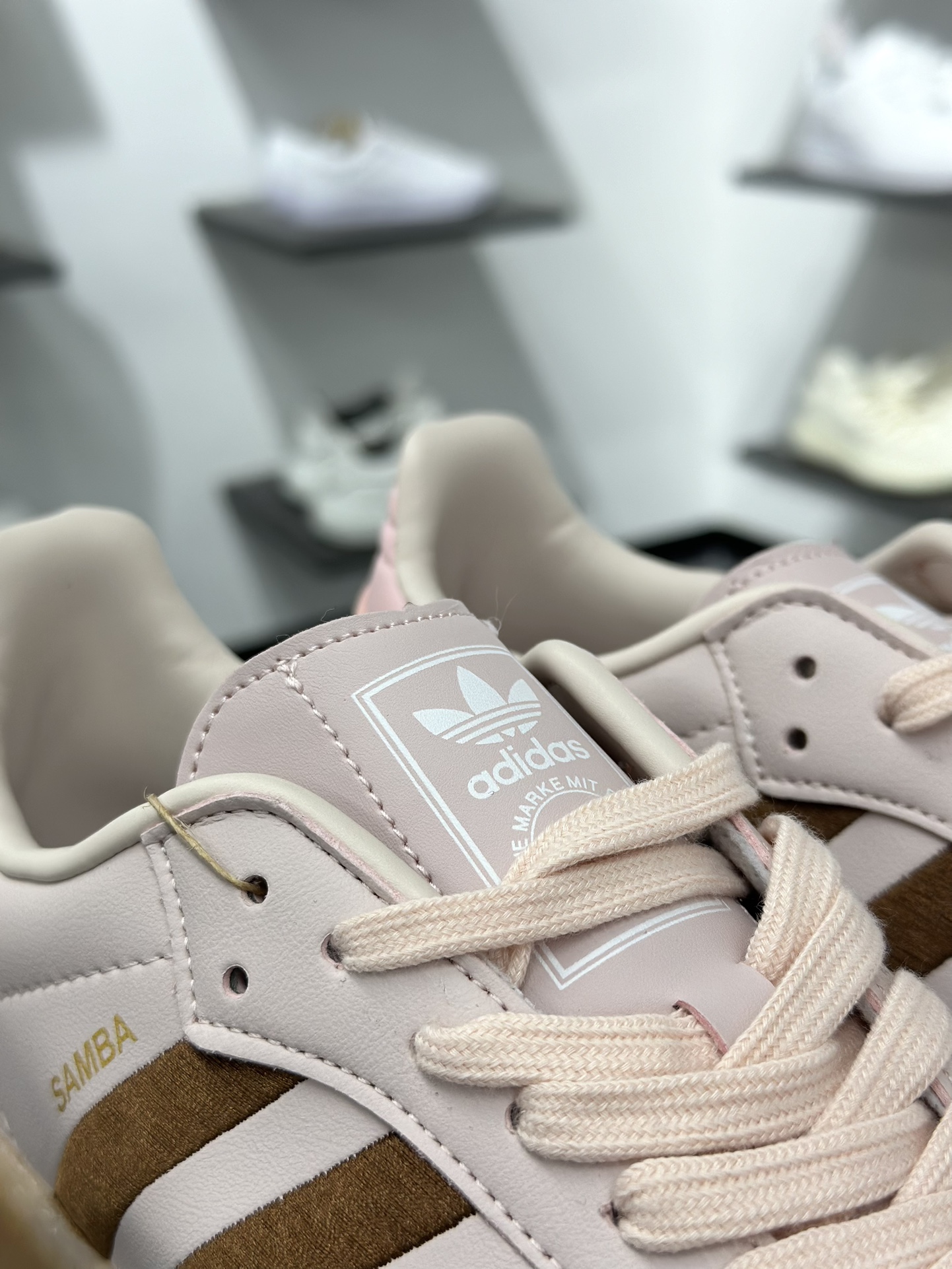 Adidas三叶草SAMBA VALENTNE 厚底休闲板鞋 ID3737