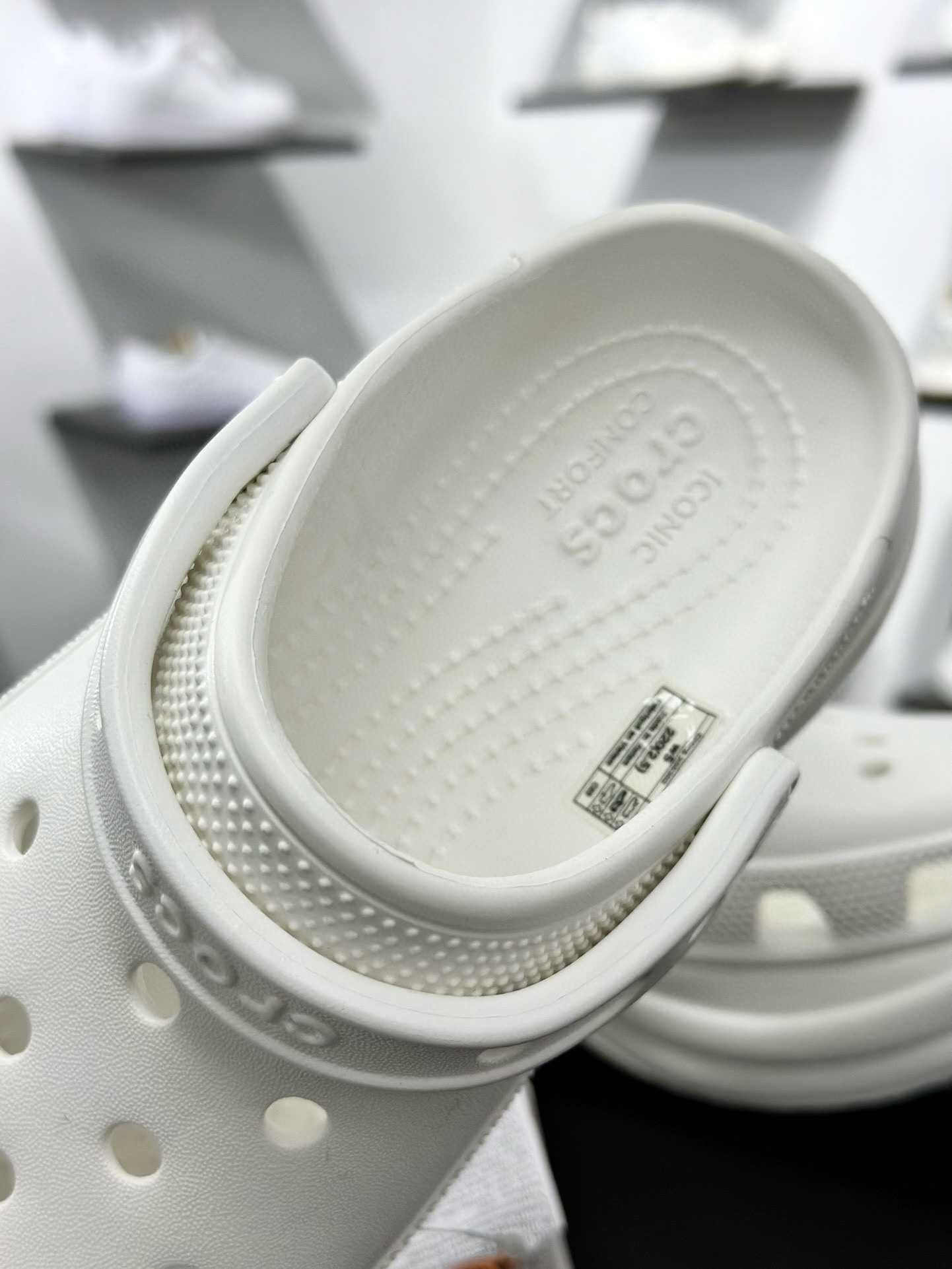 卡骆驰/Crocs Baya Platform ClSandals 巴亚系列鲸鱼松糕厚底洞洞拖鞋式凉鞋