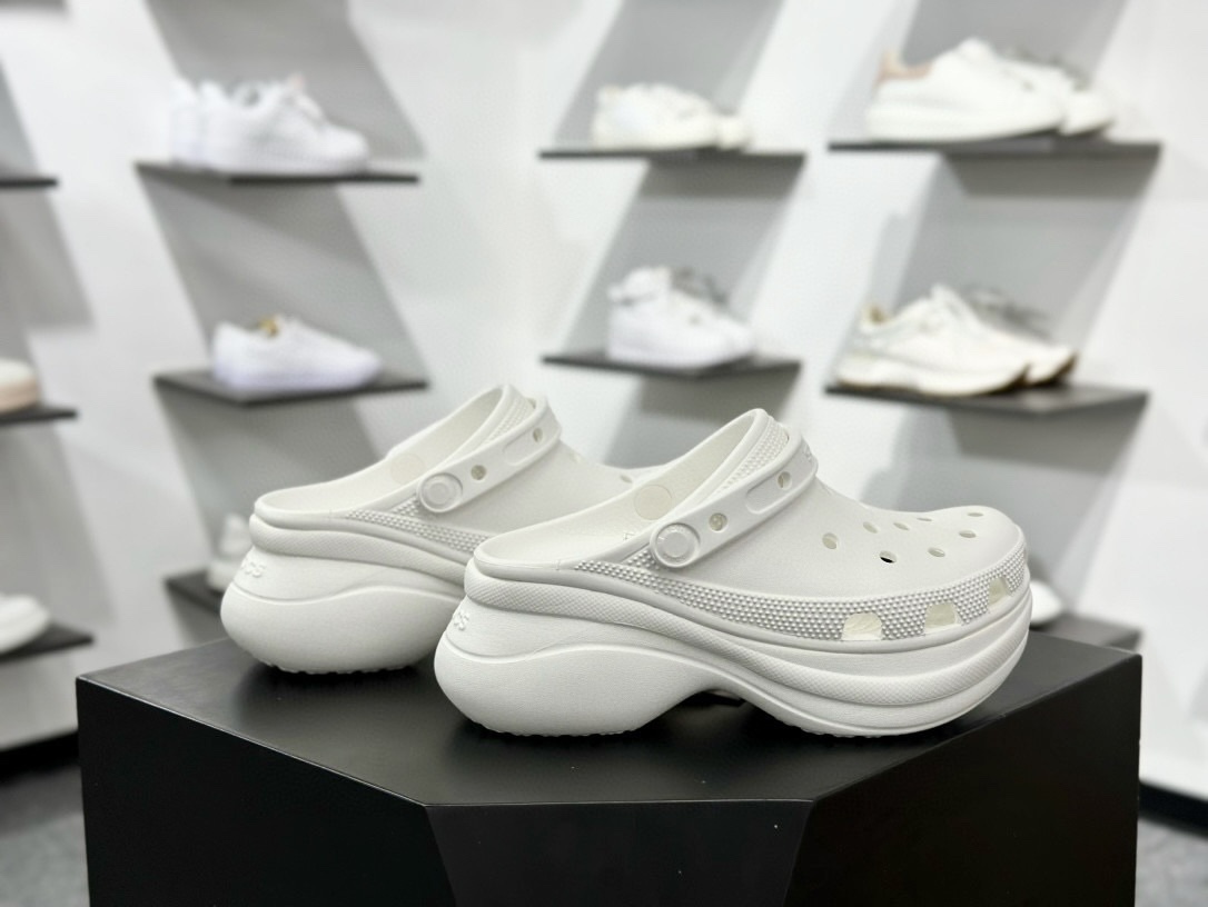 卡骆驰/Crocs Baya Platform ClSandals 巴亚系列鲸鱼松糕厚底洞洞拖鞋式凉鞋