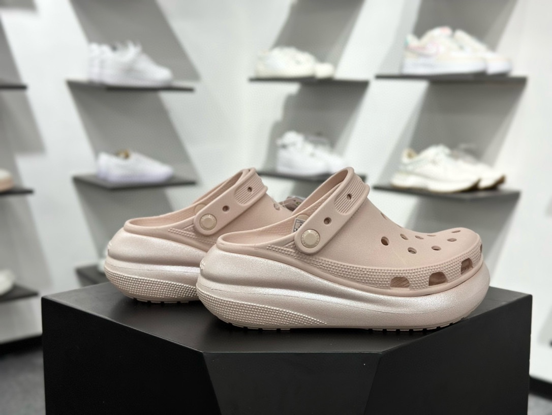 卡骆驰/Crocs Stomp ClSandals 顿足系列泡芙松糕厚底休闲洞洞拖鞋式凉鞋