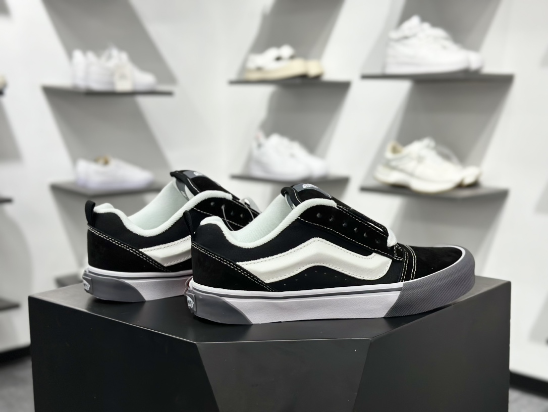 Vans Knu Skool 黑灰 万斯低帮复古休闲胖胖面包鞋