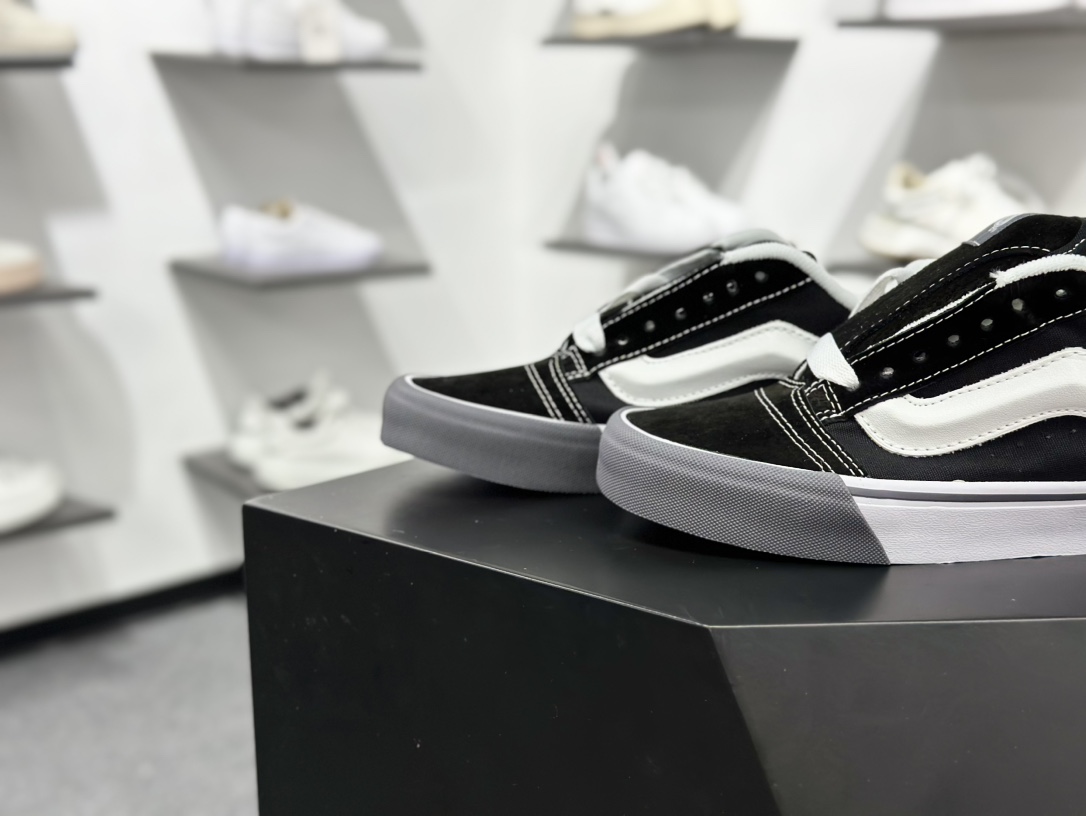 Vans Knu Skool 黑灰 万斯低帮复古休闲胖胖面包鞋