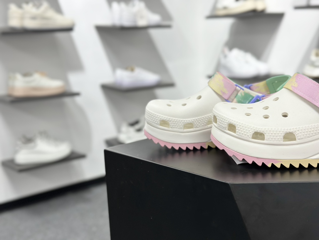 Crocs Classic Cl卡骆驰简约休闲沙滩洞洞拖鞋凉鞋 酷走 透明防水袋包装