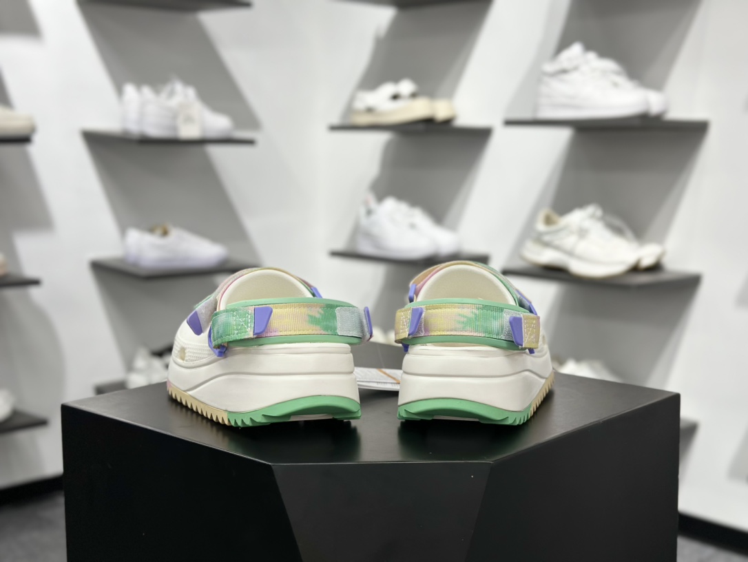 Crocs Classic Cl卡骆驰简约休闲沙滩洞洞拖鞋凉鞋 酷走 透明防水袋包装