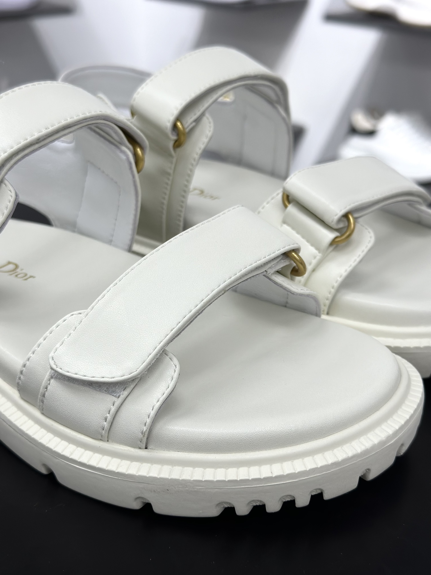 Dior 迪奥 Act 夏季百搭羊皮凉鞋