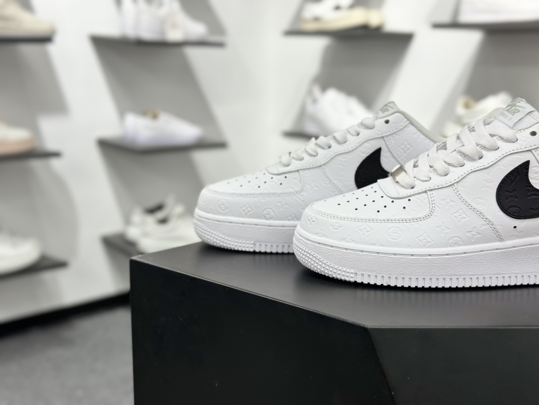 Nike Air Force 1 Low LV联名 YN7698111124