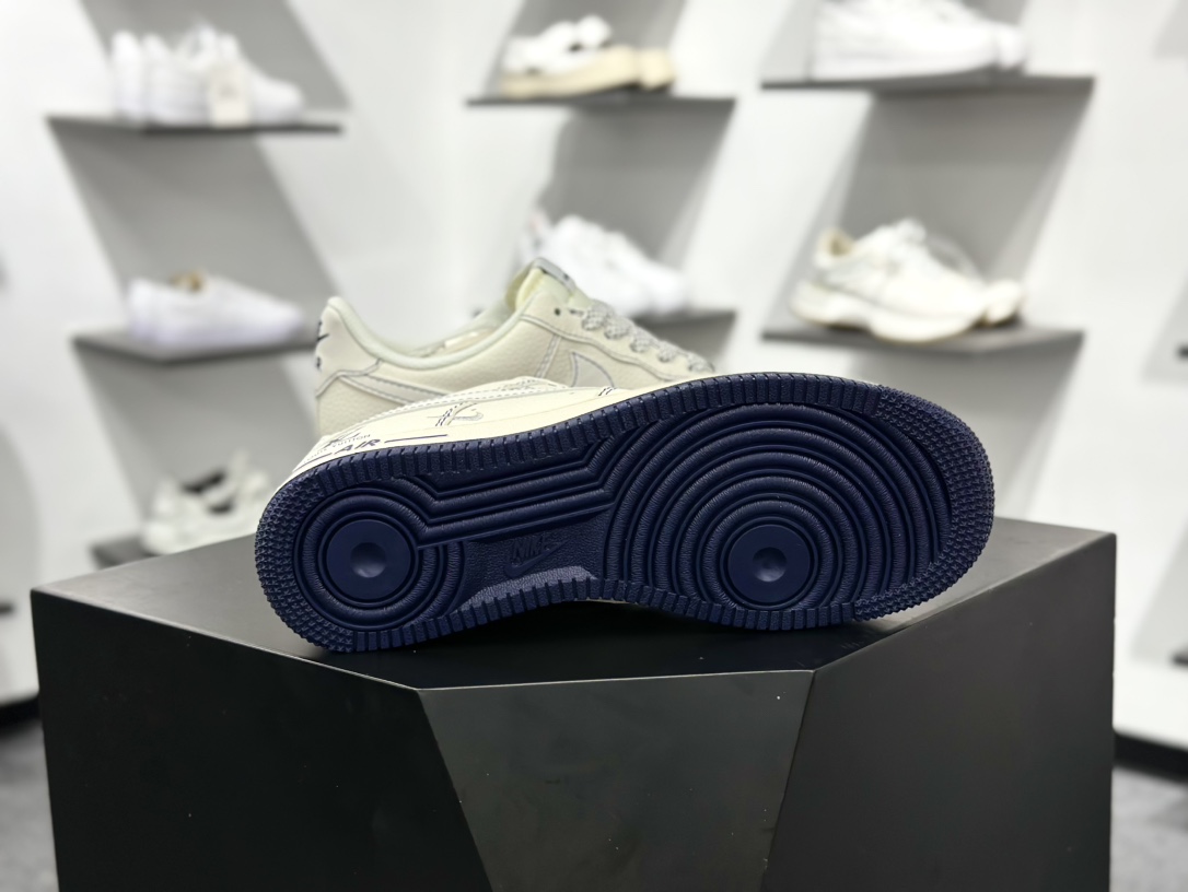 Lv x Nk Air Force 1’07 Lv8 定制配色 路易威登联名 空军一号经典低帮复古休闲百搭板鞋 XX3168-160