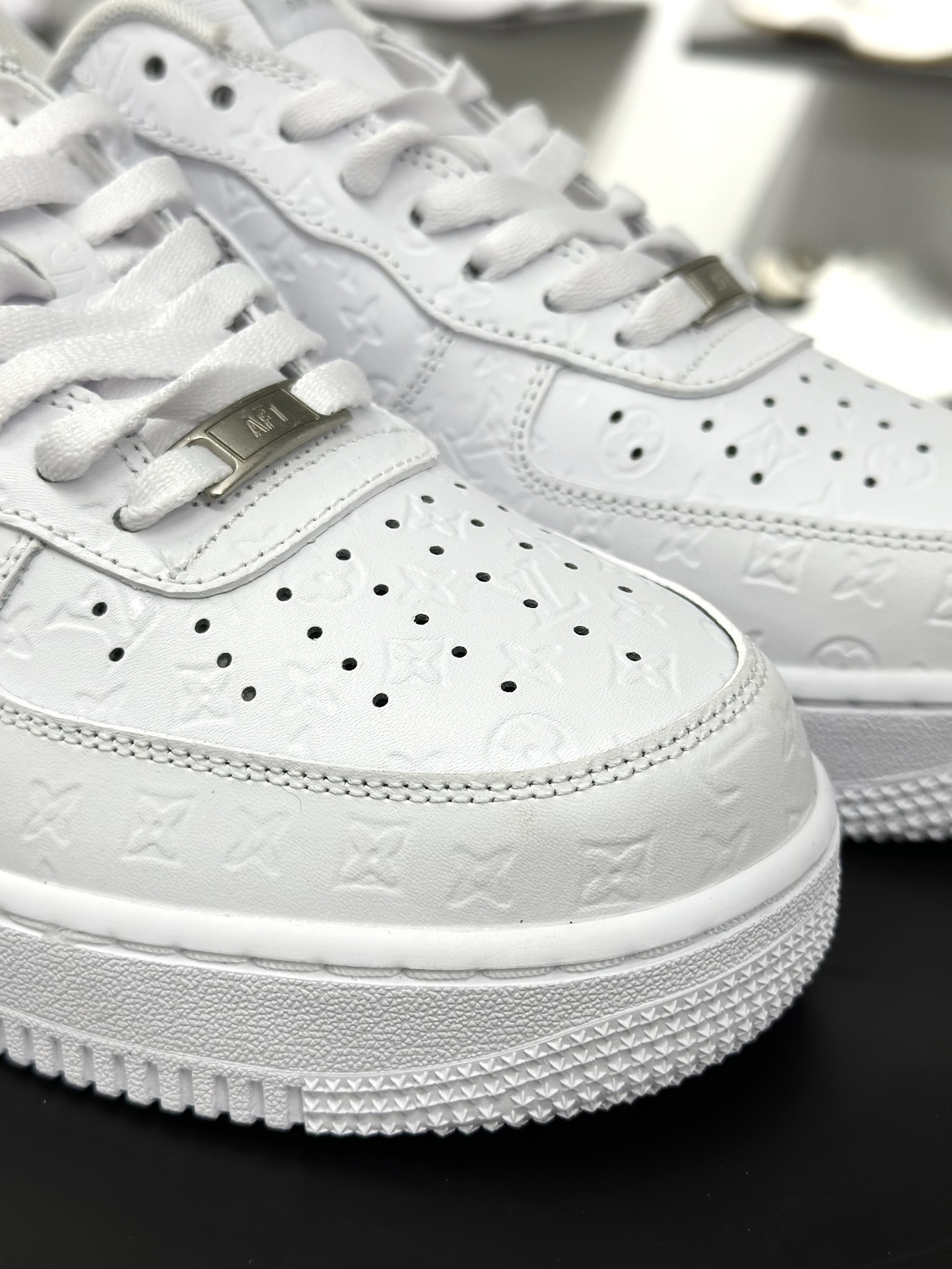 Nike Air Force 1 Low LV联名 YN7698221124