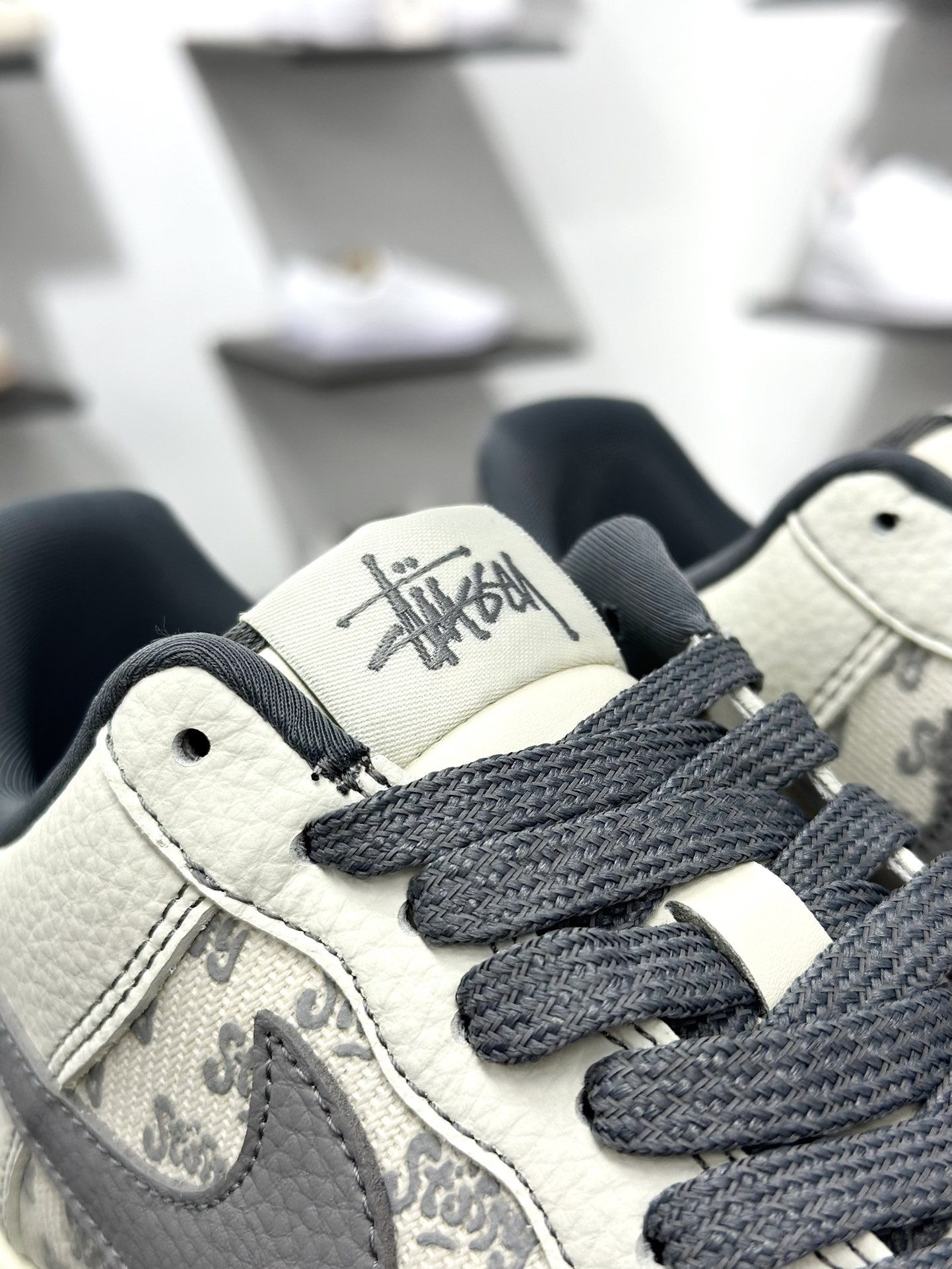 Nike Air Force 1 Low 斯图西联名 BZ6808-101