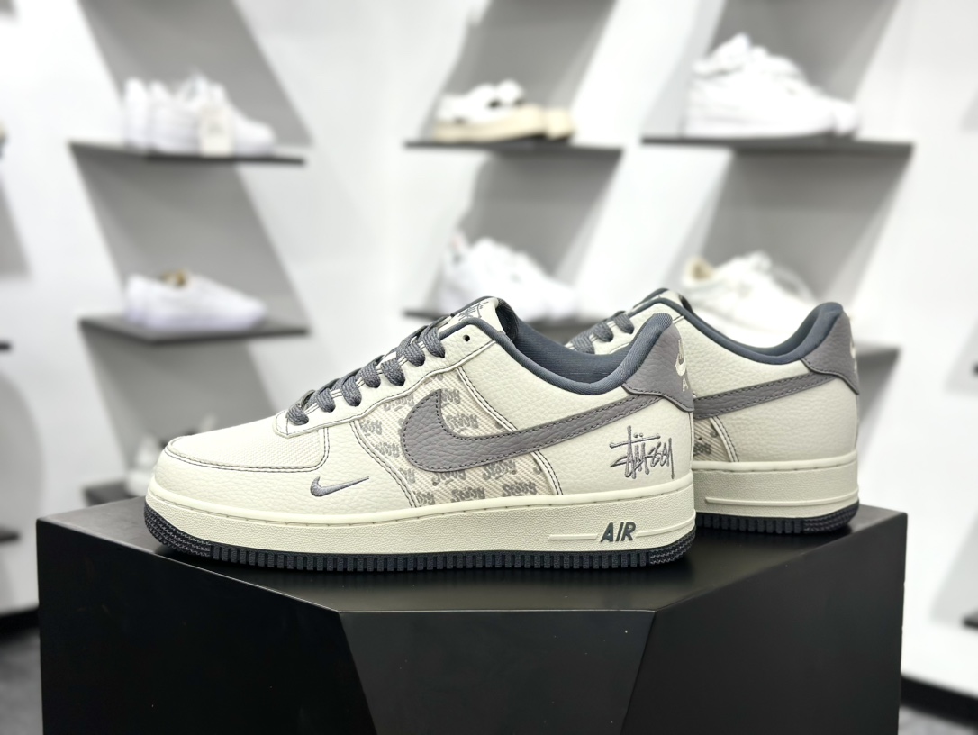 Nike Air Force 1 Low 斯图西联名 BZ6808-101