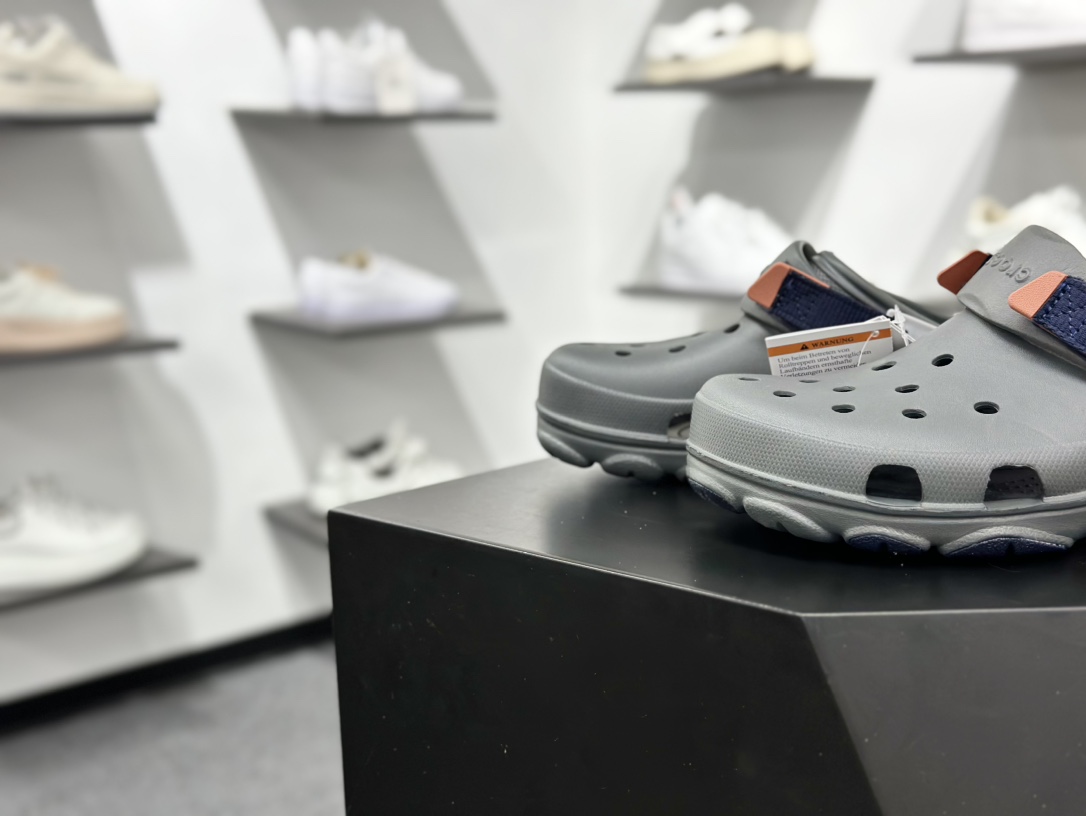 125 Crocs Classic Cl卡骆驰特林运动沙滩洞洞拖鞋凉鞋
