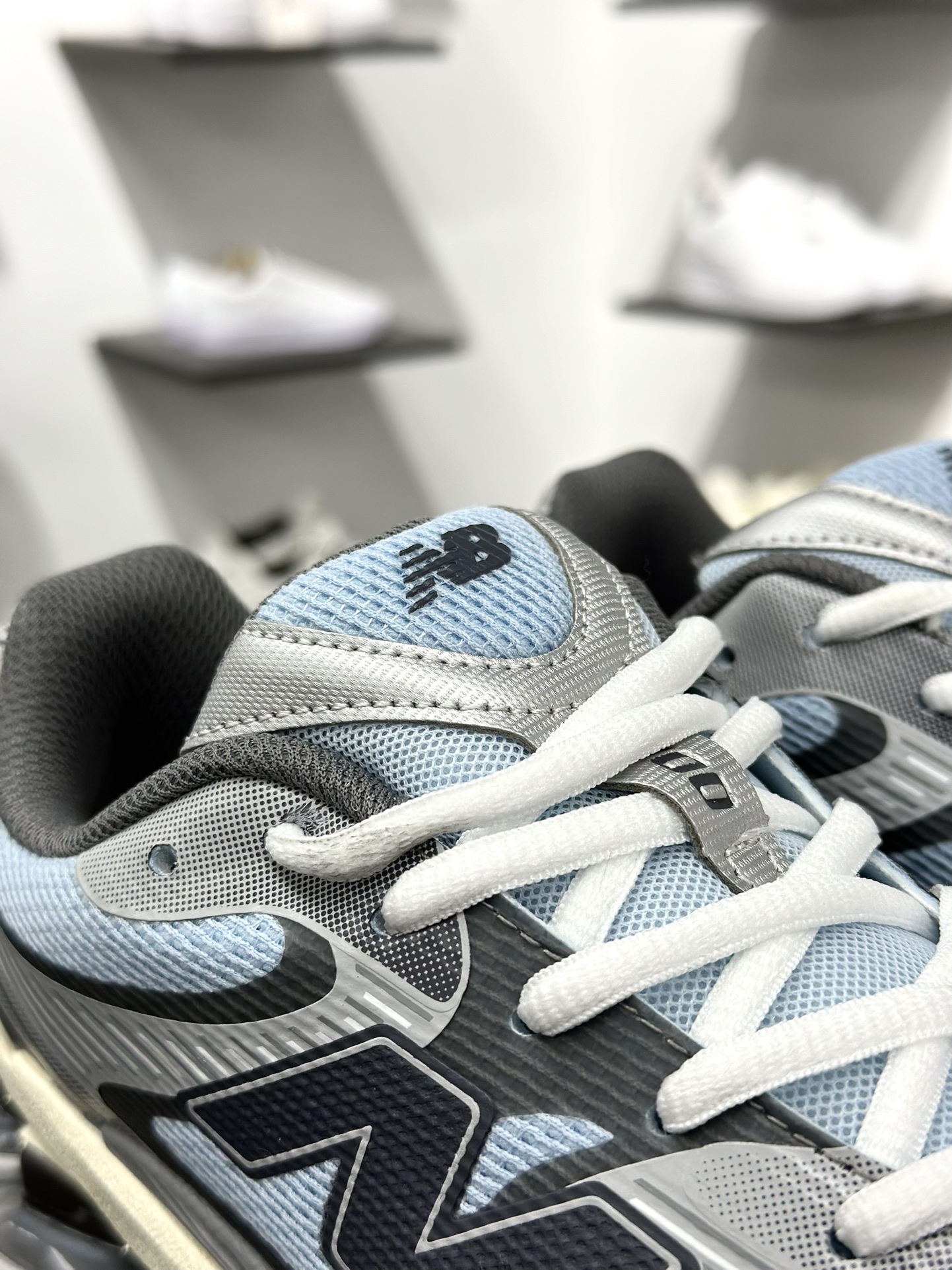 200 New Balance 新百伦 网面休闲鞋 U2000BA