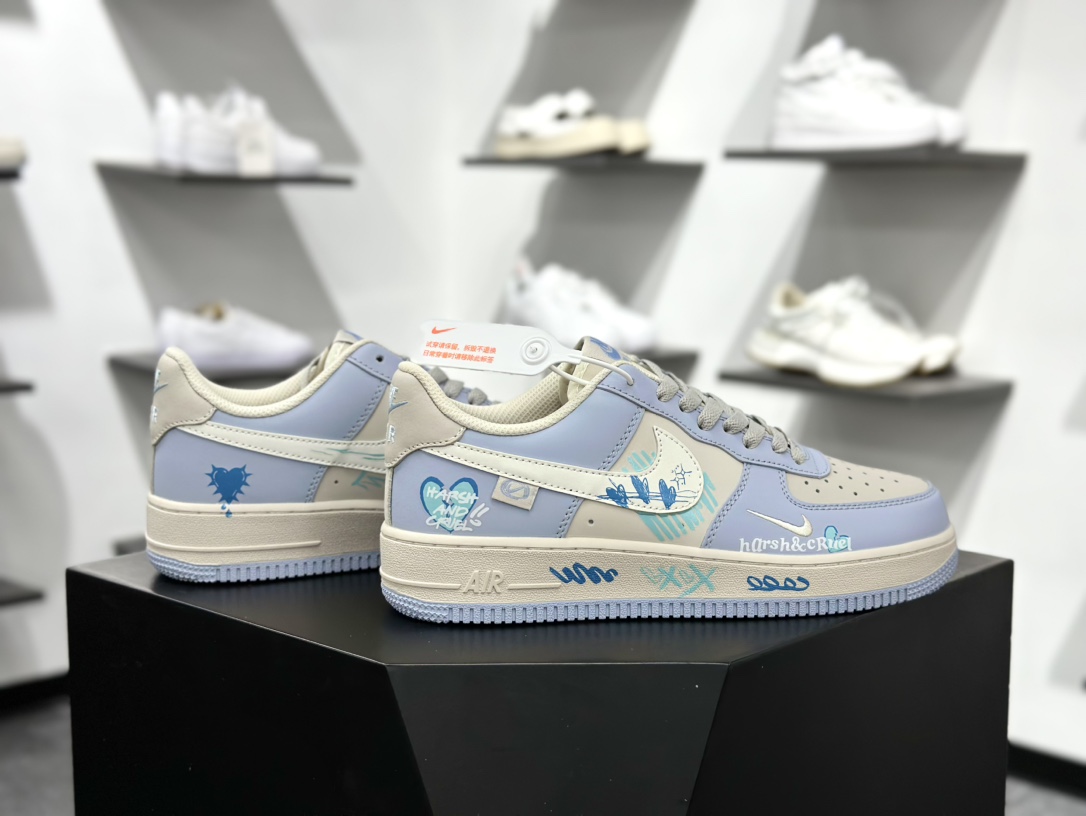 260 Nike Air Force 1 Low 07 Hello Kitty/凯蒂猫 米蓝粉小钩 DB3301-222