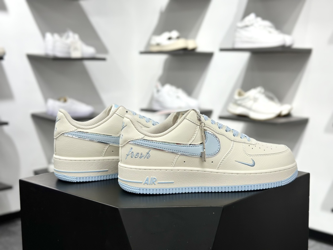 200 Air Force 1 '07 Low 白浅蓝小钩 BM1996-099