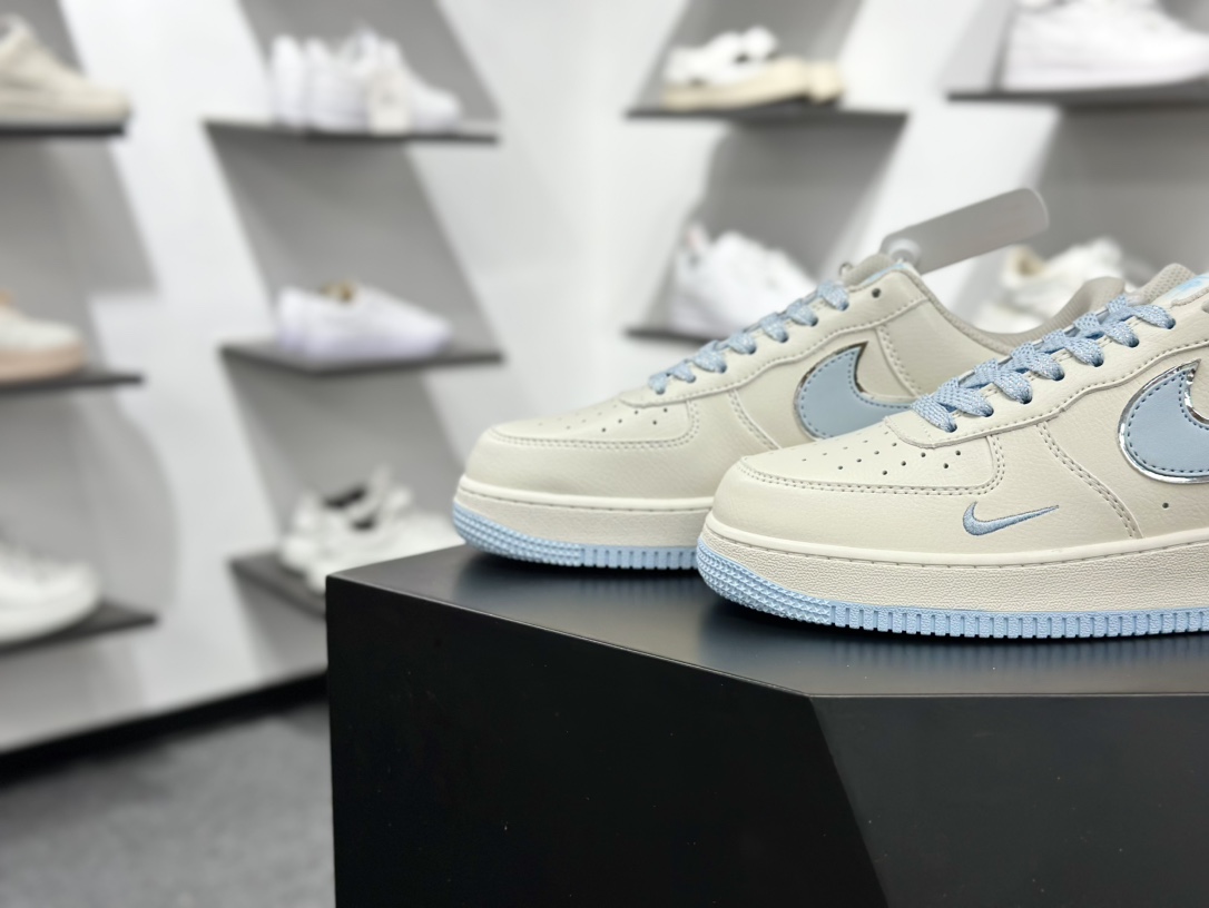 200 Air Force 1 '07 Low 白浅蓝小钩 BM1996-099