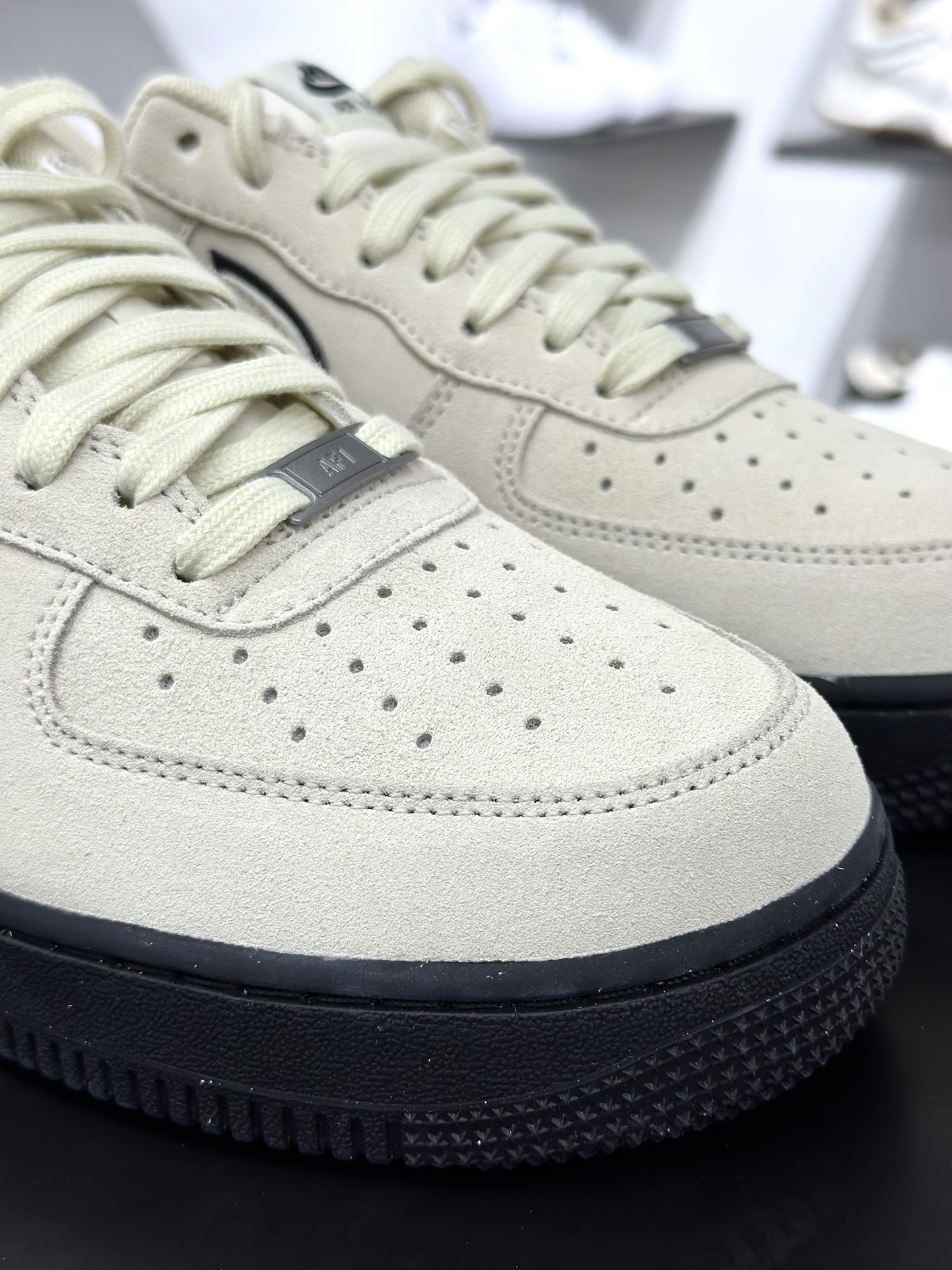 200 Air Force 1 '07 Low 烟灰 HQ1966-001