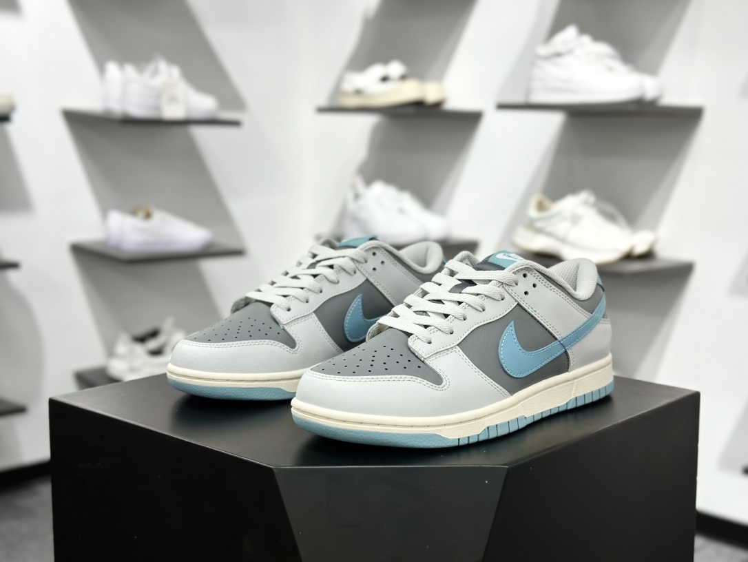 200 NIKE SB Dunk Low HF5441-001