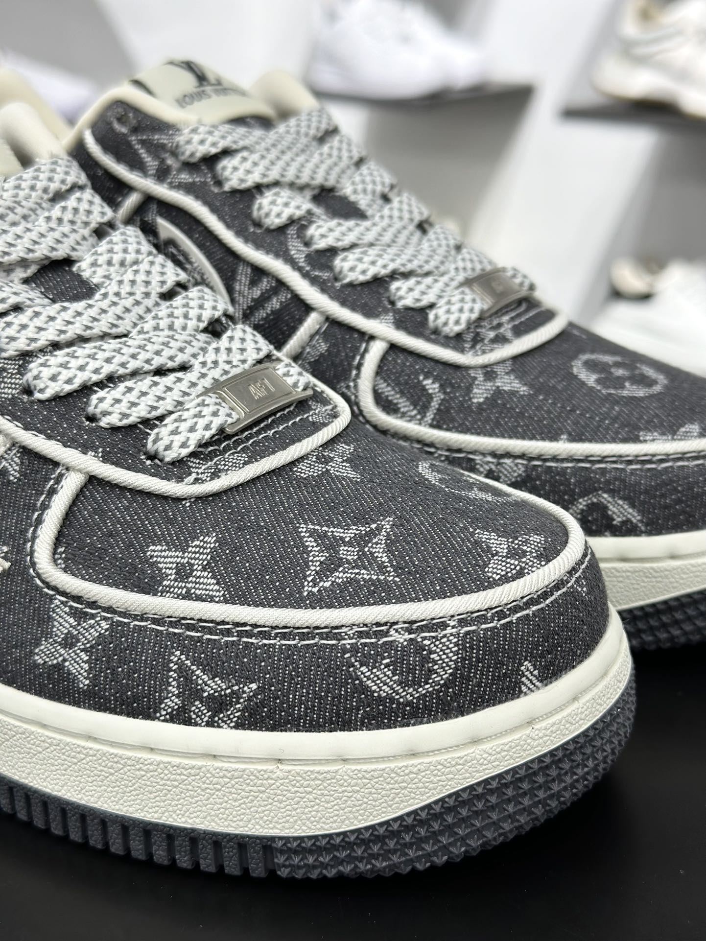 260 Nike Air Force 1 Low LV联名 SC9207-530