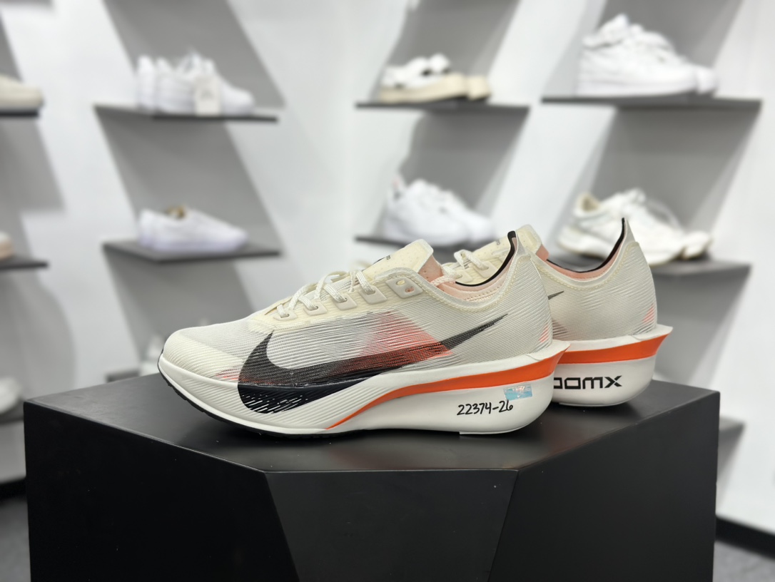 260 Nike Air Zoom VaporFly Next 4% 减震马拉松跑步鞋 HF6414-100