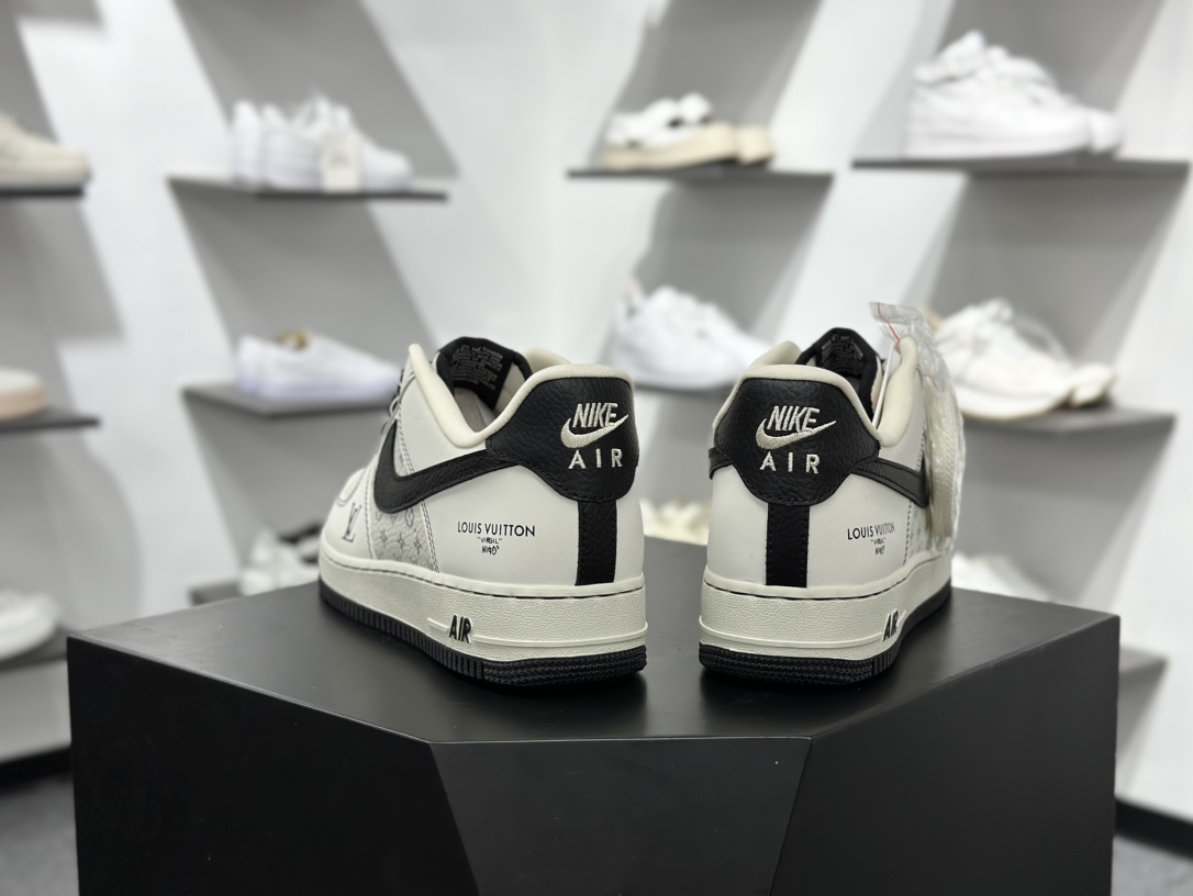 LV x Air Force 1 Low 印花米白黑 BZ6808-102