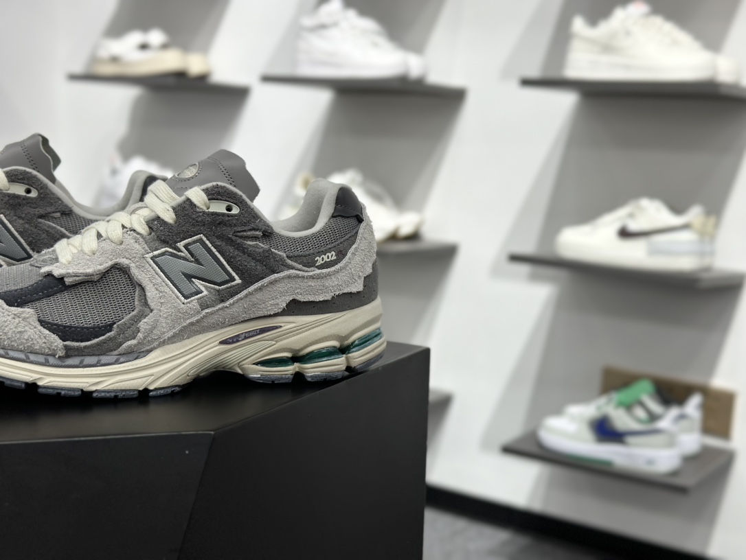 260 New Balance NB 2002R 云雨灰 M2002RDA