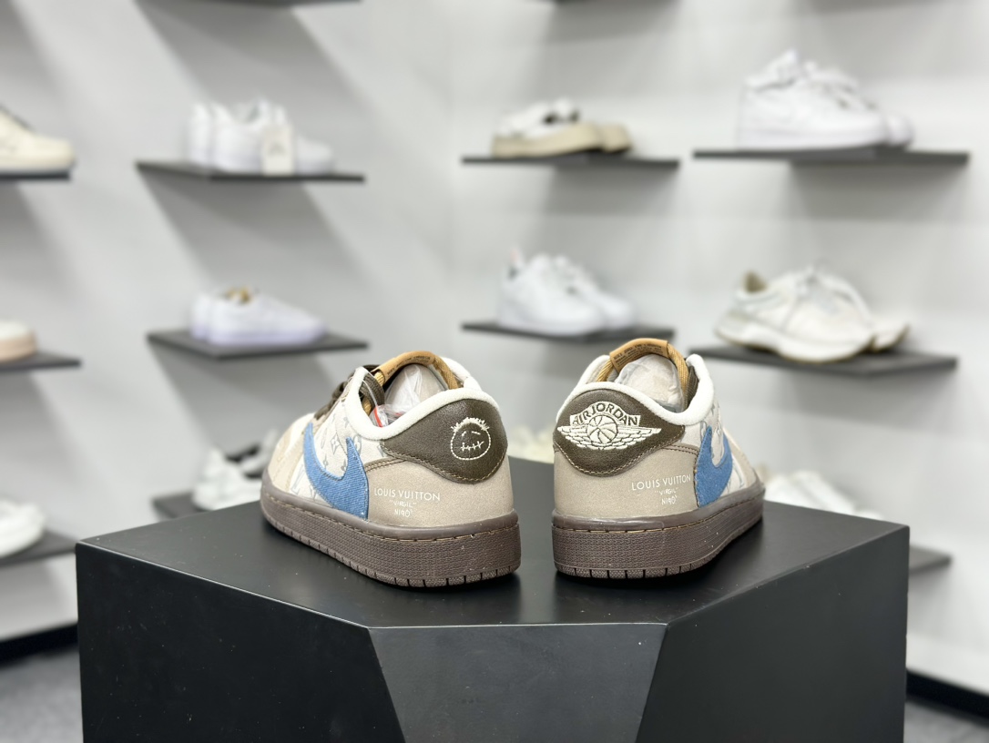 280 Travis Scott x Nike Air Jordan 1 Low x Louis Vuitton Air Jordan 1 Low 反转棕蓝倒钩 CH6336-022