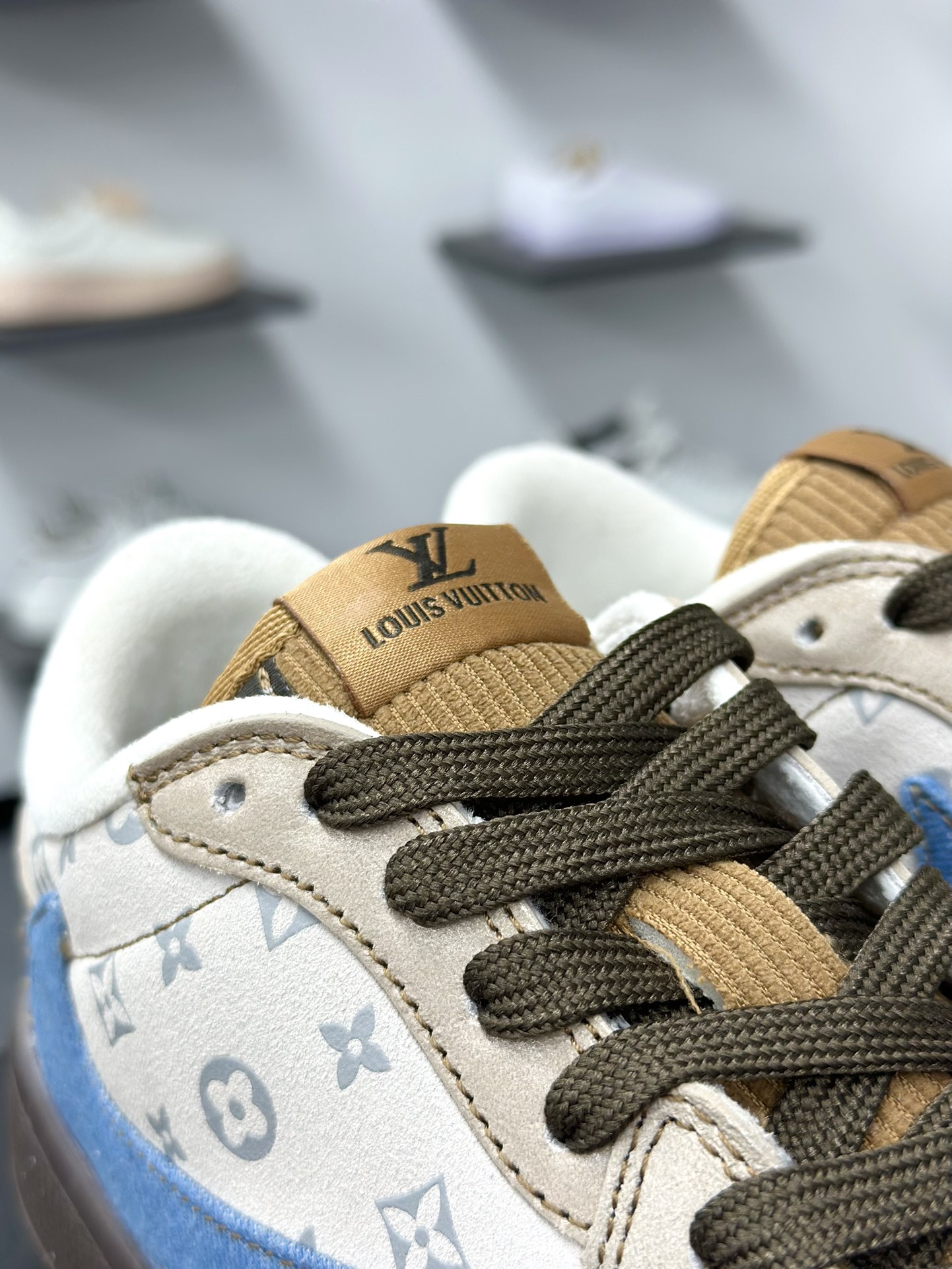 280 Travis Scott x Nike Air Jordan 1 Low x Louis Vuitton Air Jordan 1 Low 反转棕蓝倒钩 CH6336-022
