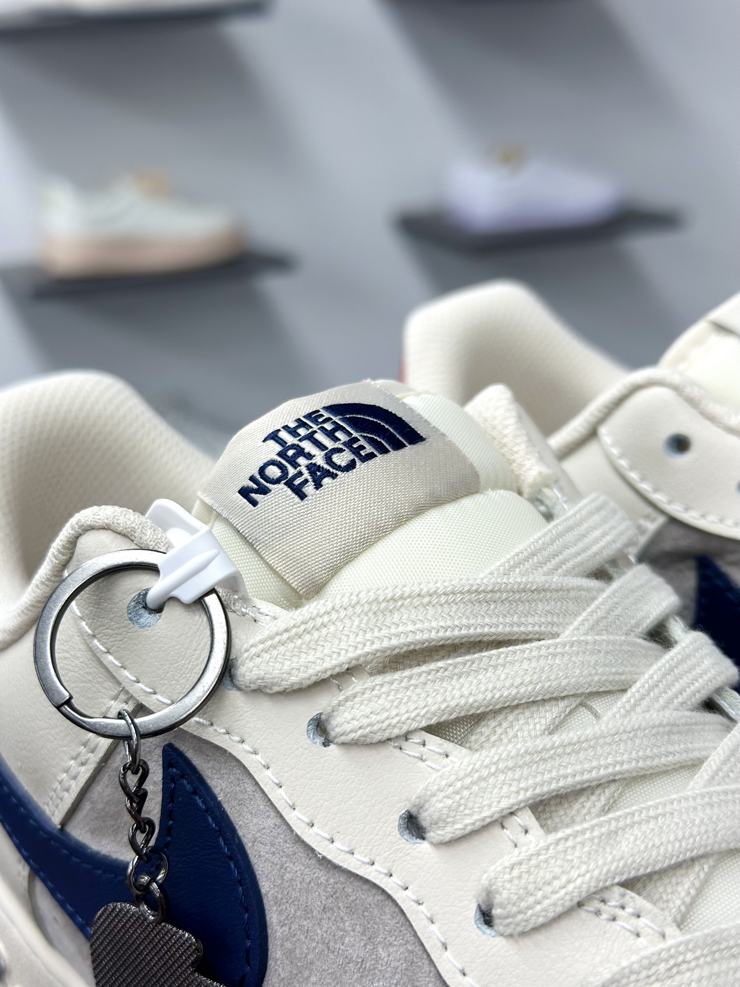 260 Nike Air Force 1 Low 07 x The North Face 米蓝小钩 XX3168-133