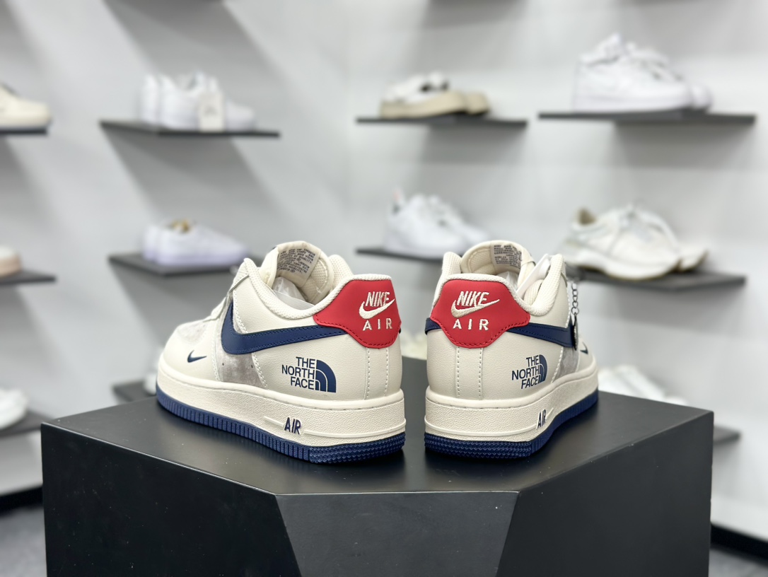 260 Nike Air Force 1 Low 07 x The North Face 米蓝小钩 XX3168-133