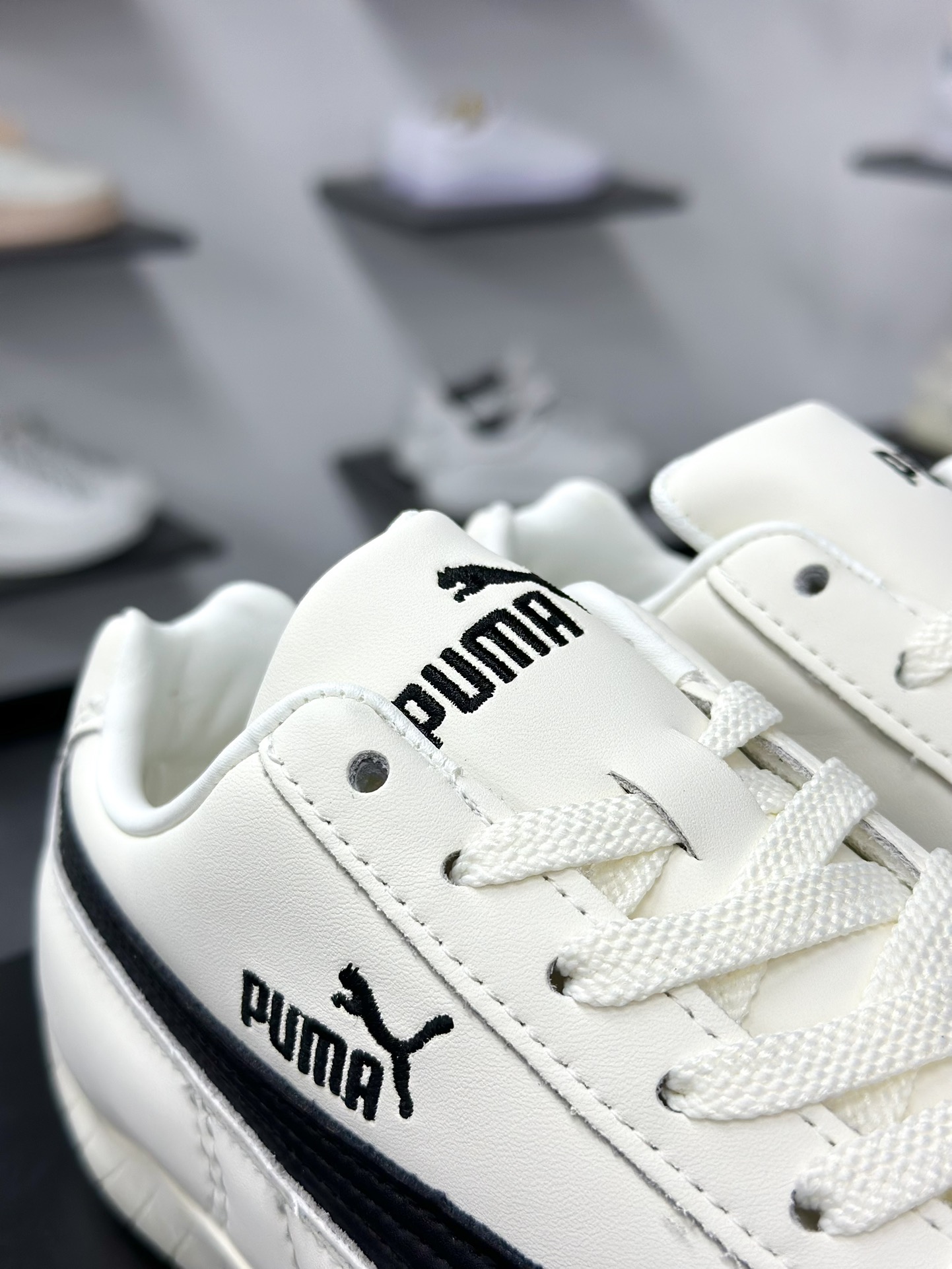 180 Puma Speedcet 彪马低帮复古运动休闲赛车跑鞋 401603-02