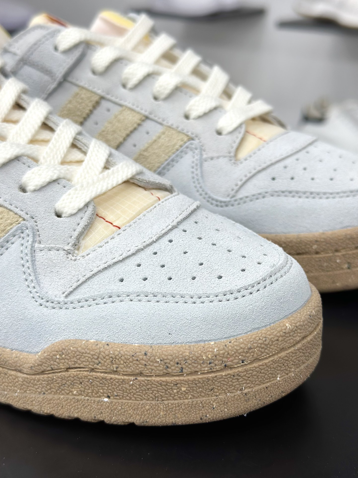220 Adidas Forum Low CL 低帮百搭潮流休闲运动板鞋 JI0488