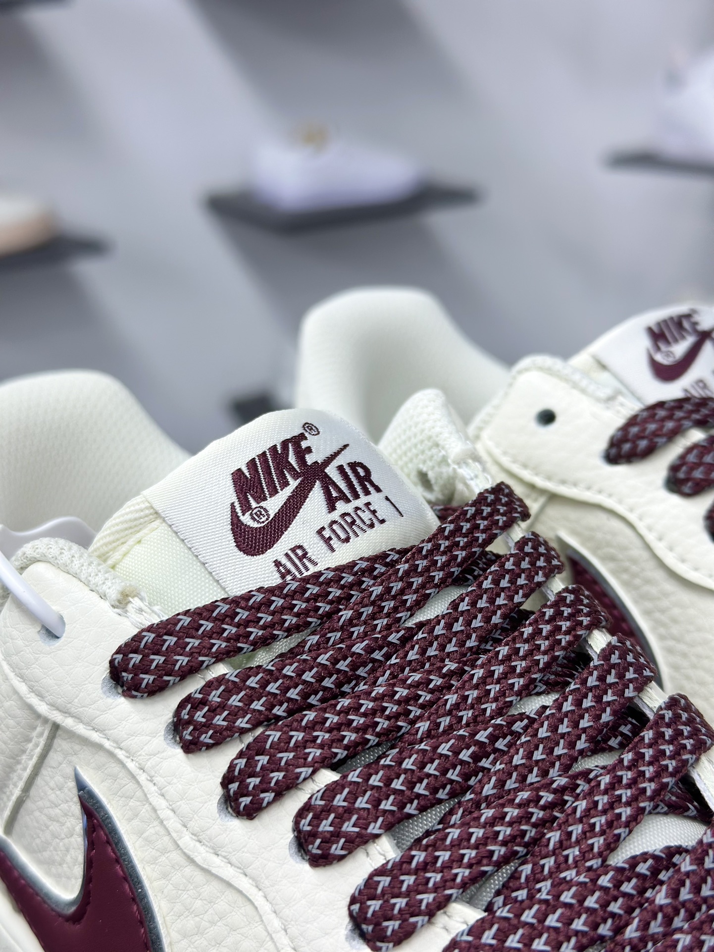 Nike Air Force 1 Low 07 白酒红小钩满天星 DR2024-105