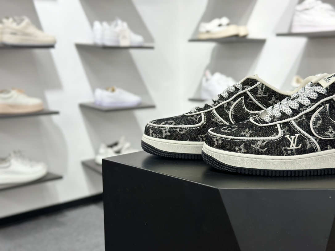 260 Nike Air Force 1 Low LV联名 SC9207-531