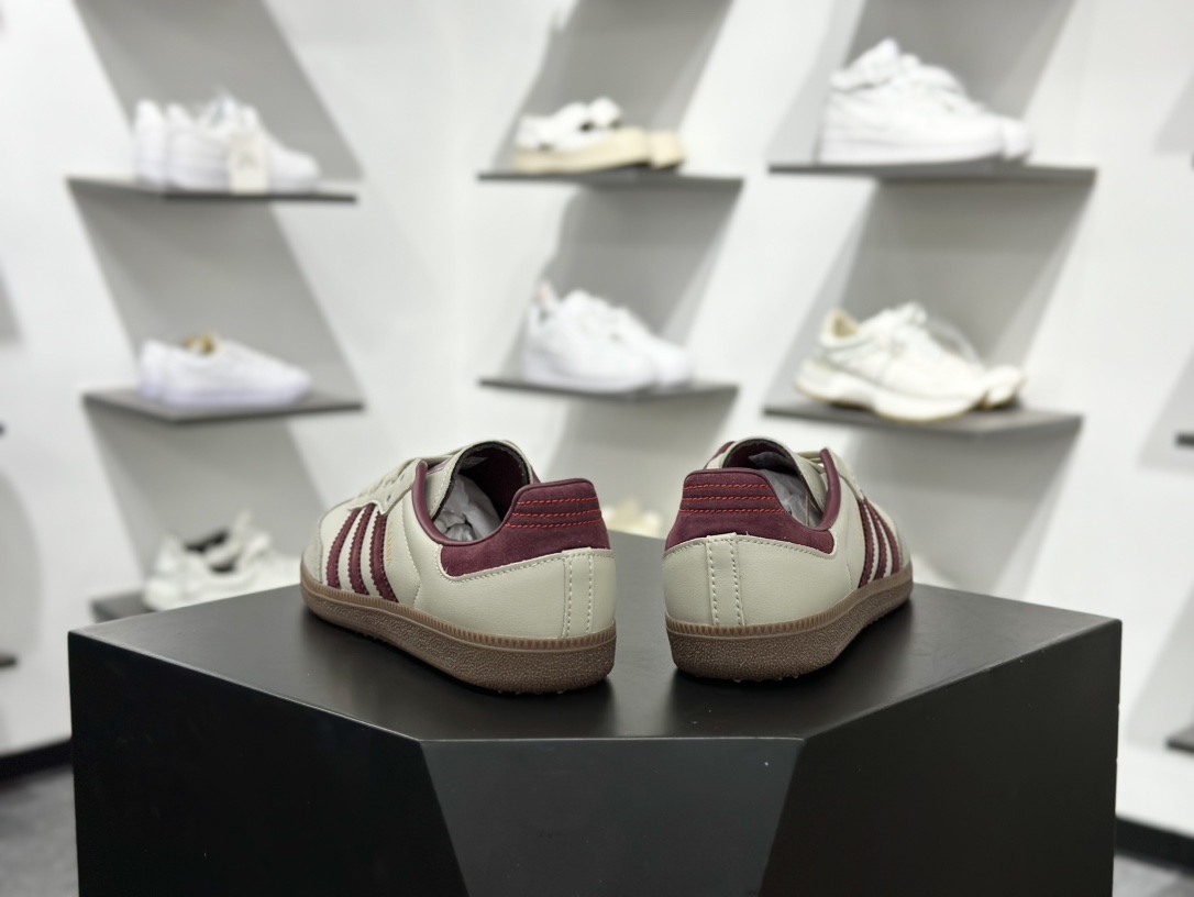 160 Adidas三叶草SAMBA 休闲板鞋 ID1482