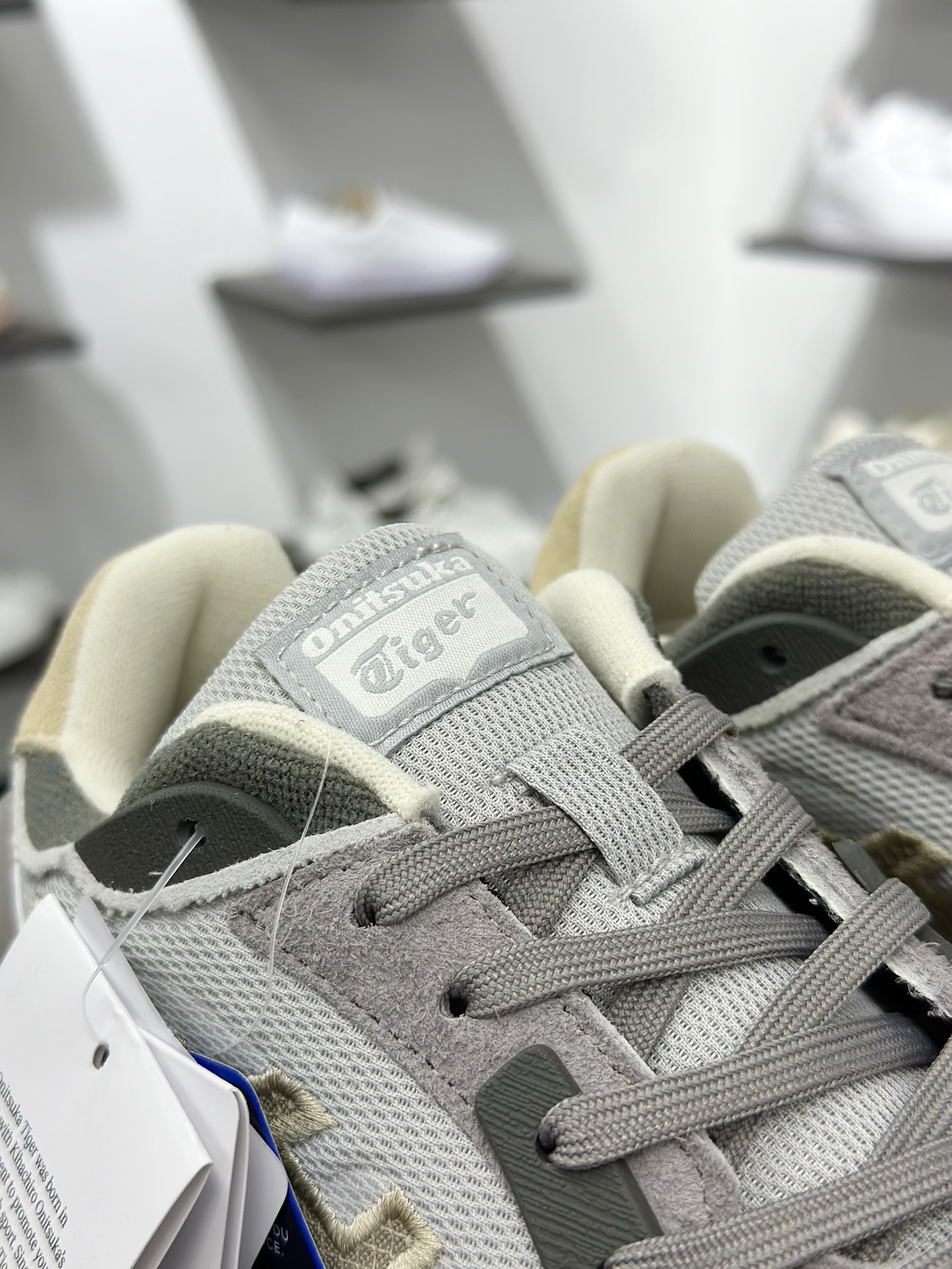 鬼冢虎 Onitsuka Tiger MOAGE CO Low 摩纳哥CO系列低帮 厚底复古经典慢跑鞋 1183B555-020