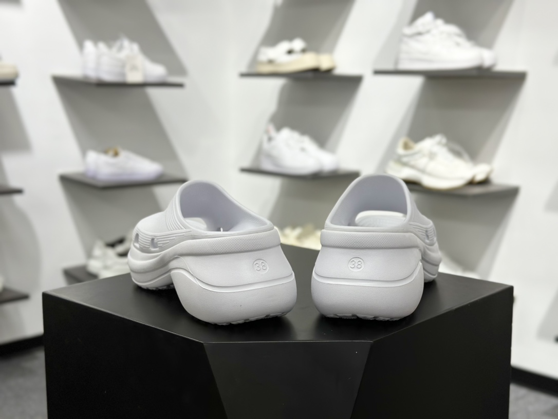 巴黎世家BALENCIAGA x Crocs Cruise Platform Mule Sandals 克鲁斯包头式凉拖鞋式凉鞋
