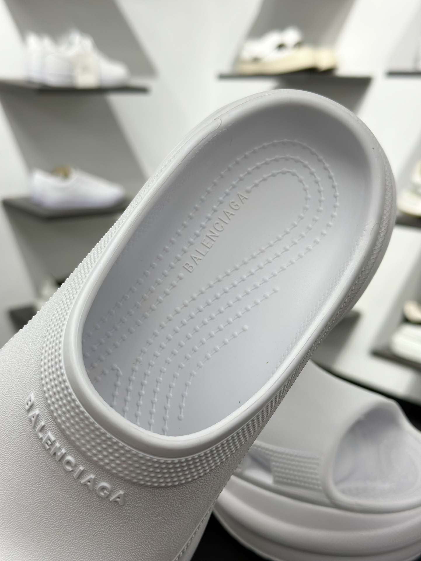 巴黎世家BALENCIAGA x Crocs Cruise Platform Mule Sandals 克鲁斯包头式凉拖鞋式凉鞋