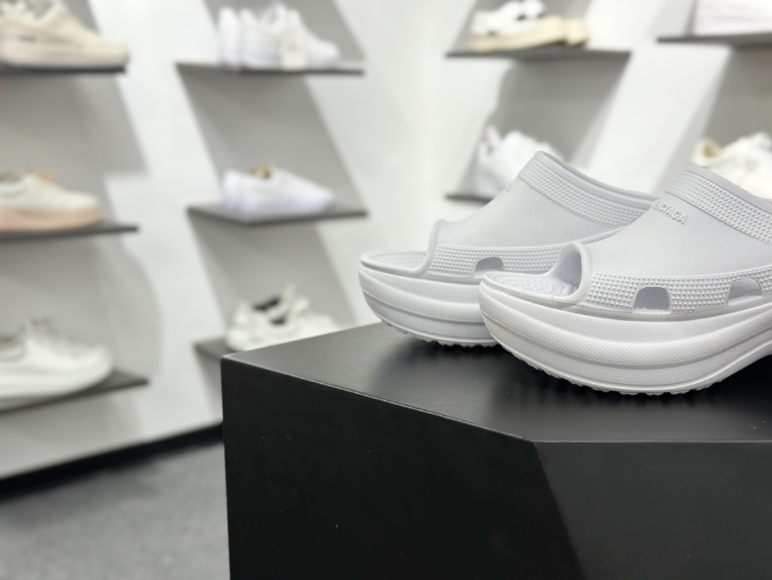 巴黎世家BALENCIAGA x Crocs Cruise Platform Mule Sandals 克鲁斯包头式凉拖鞋式凉鞋