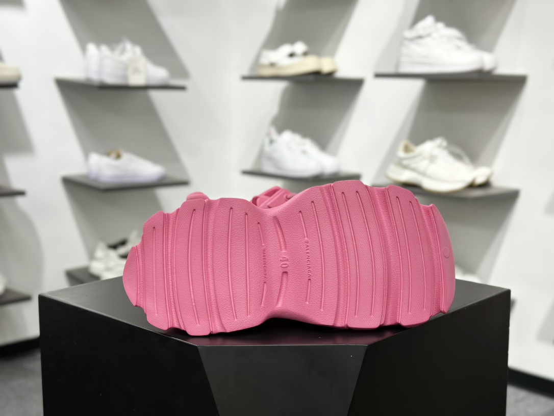 BALENCIAGA 巴黎世家洞洞鞋 超软运动洞洞拖鞋