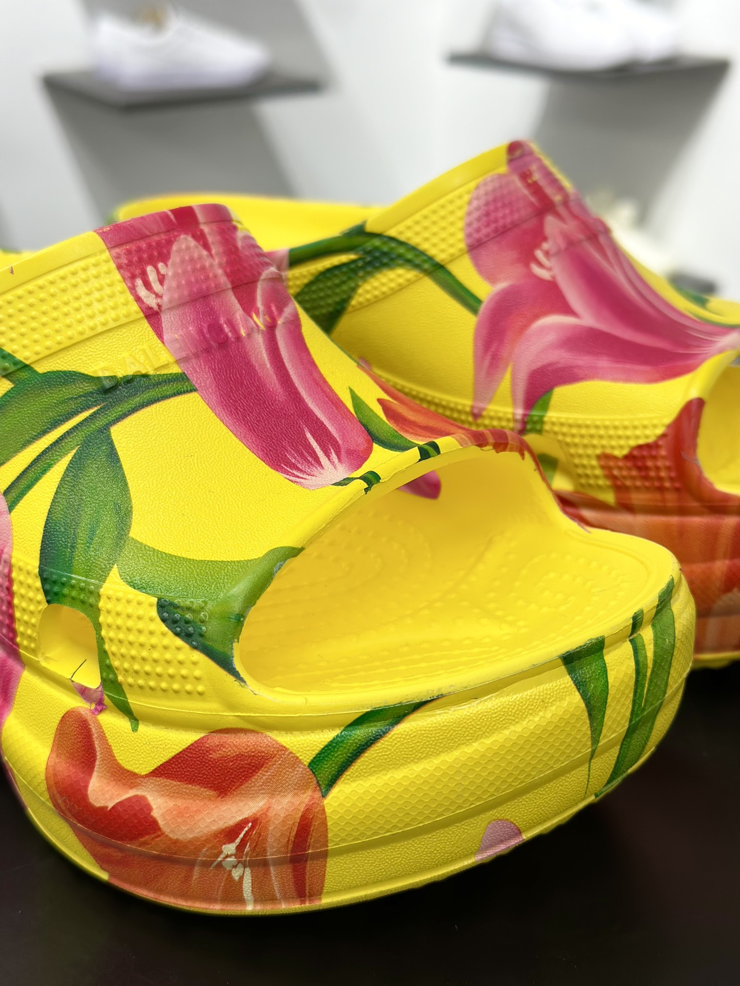 巴黎世家BALENCIAGA x Crocs Cruise Platform Mule Sandals 松糕厚底沙滩涉水百搭休闲包头式凉拖鞋式凉鞋 677389W1S8F7053