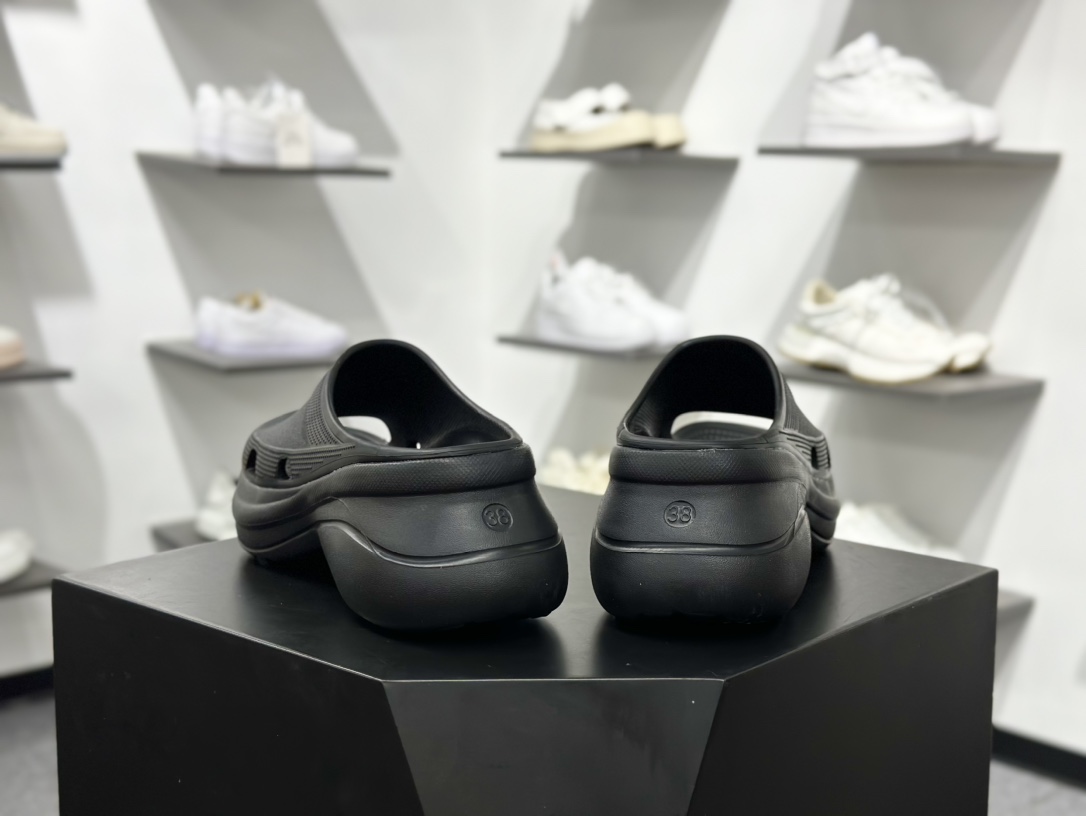 巴黎世家BALENCIAGA x Crocs Cruise Platform Mule Sandals 百搭休闲包头式凉拖鞋式凉鞋”全黑”720762 W1S8E 1000