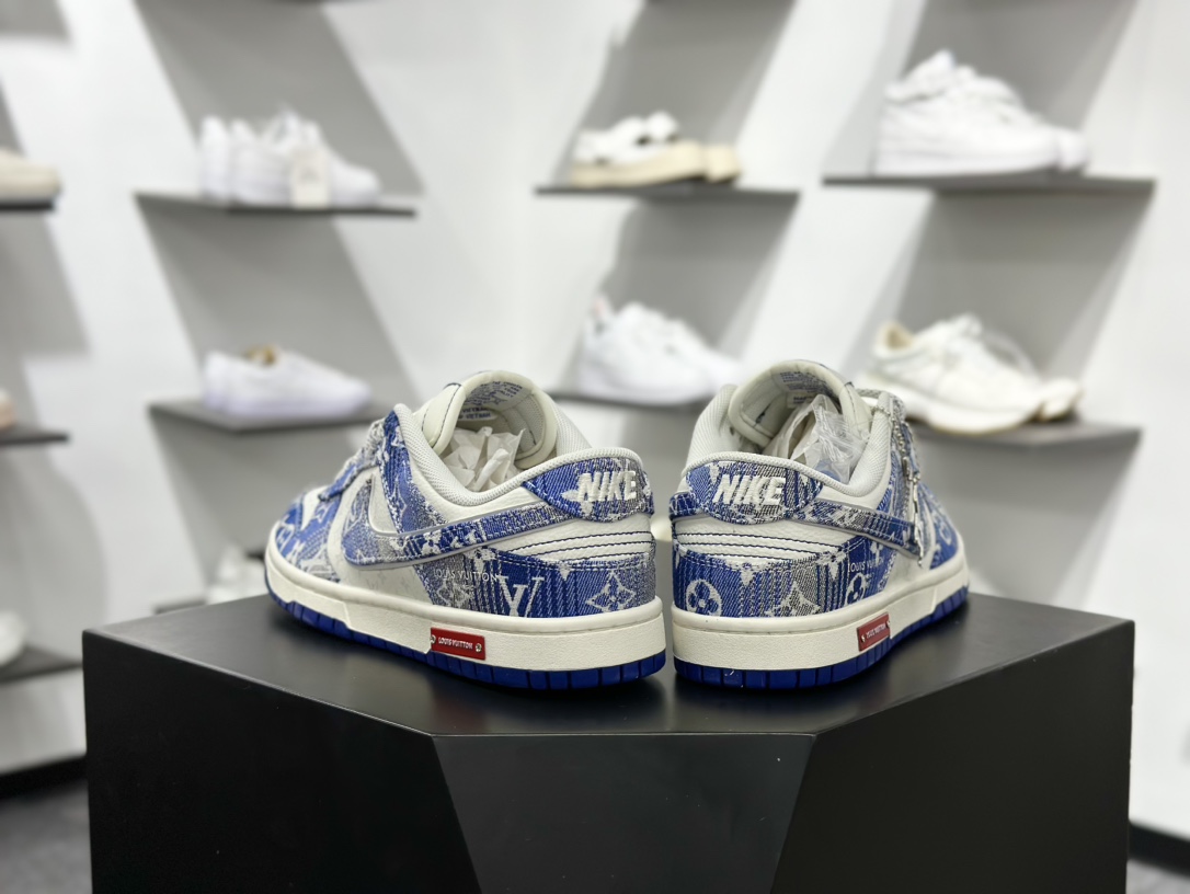 路易威登Louis Vuitton x Nike SB Dunk Low”LV Monogram”扣篮滑板板鞋“牛仔蓝米白LV提花” SC9772-808
