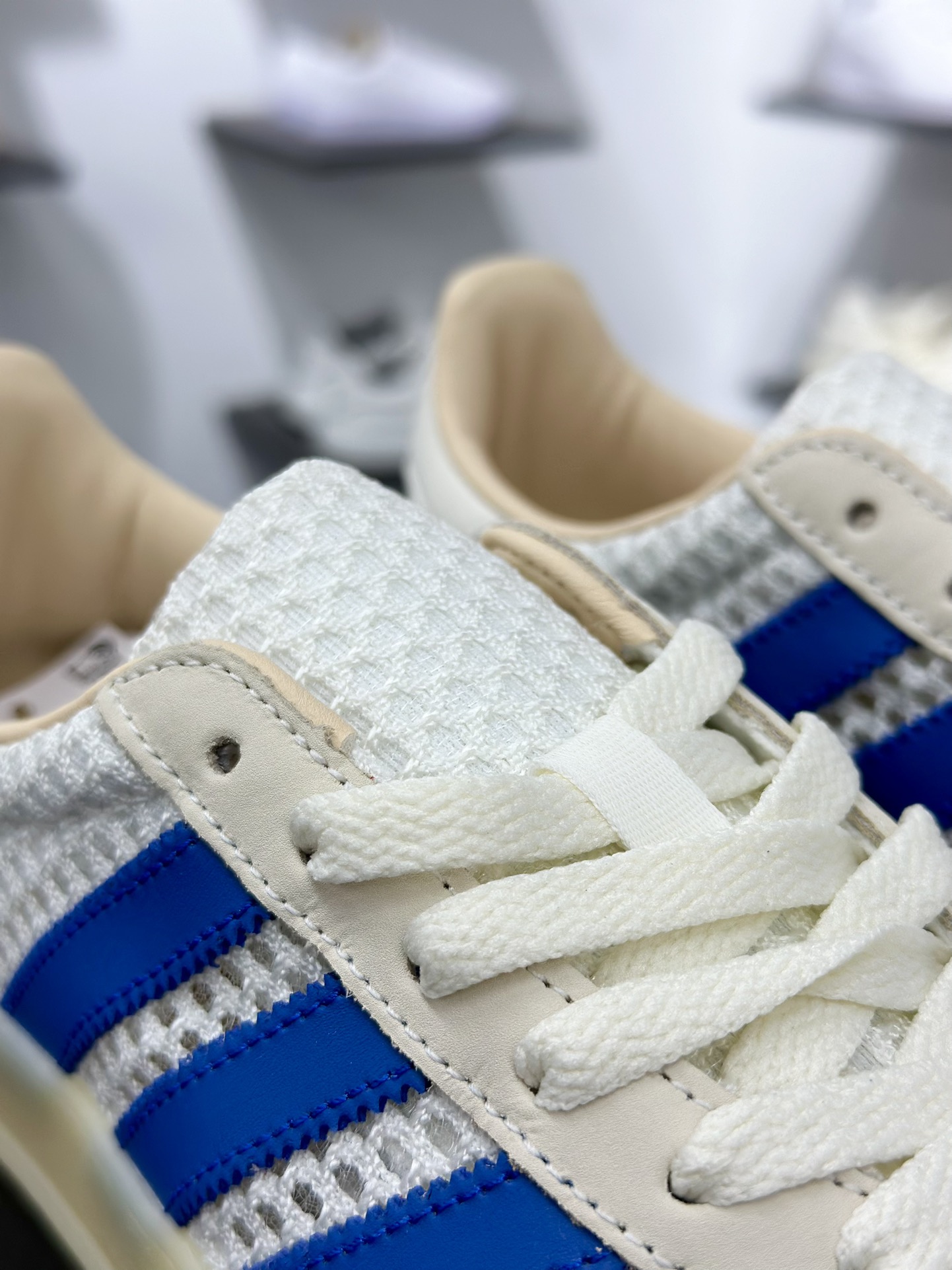 adidas Originals Gazelle INdoor 米蓝 三叶草休闲防滑耐磨低帮板鞋 JH5419
