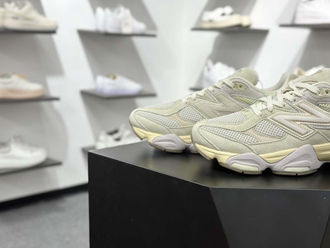 New Balance NB9060 联名款 复古休闲运动慢跑鞋 米灰色 U9060EEP