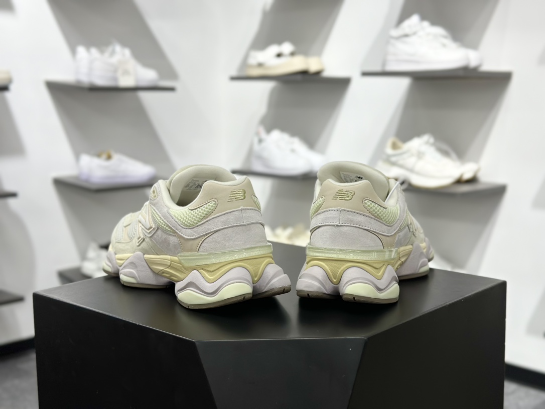 New Balance NB9060 联名款 复古休闲运动慢跑鞋 米灰色 U9060EEP