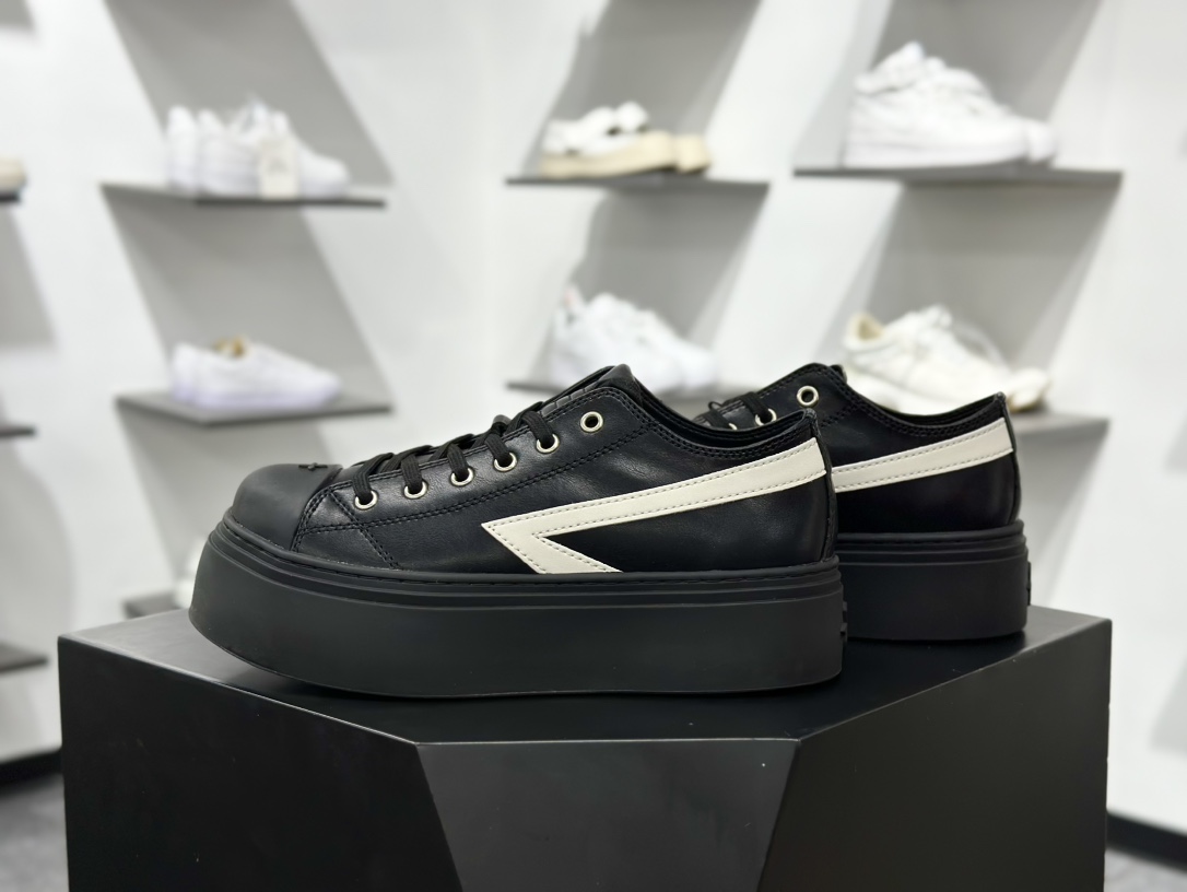 240 SMFK Compass Meteor Dark Night Low 黑夜流星系列低帮复古厚底做旧小脏板鞋“皮革全黑白LOGO”S0002BB 尺